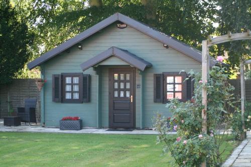 Cabin Hideaways 2