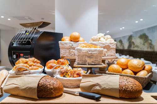 Floris Hotel Bruges - image 10