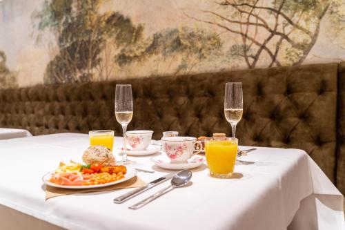 Floris Hotel Bruges - image 2