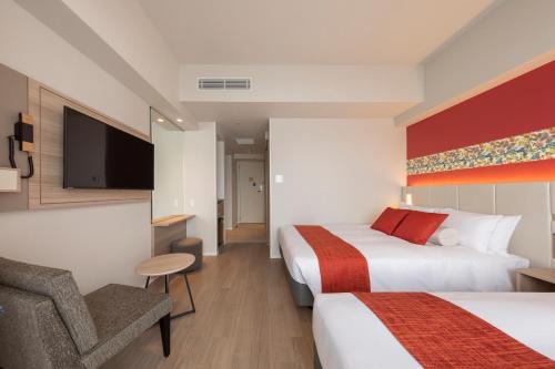 room detail thumbnail 1