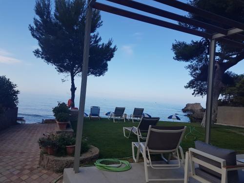 Glyfada Beach Hotel - image 5