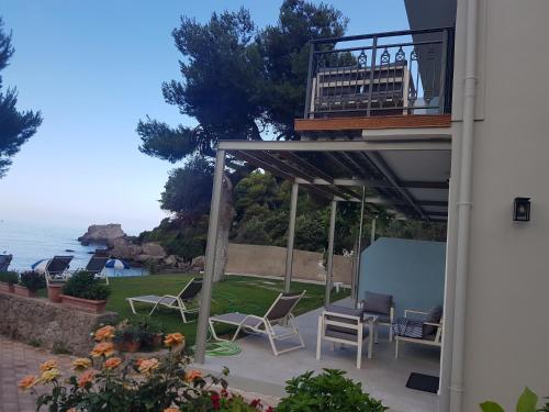 Glyfada Beach Hotel - image 9