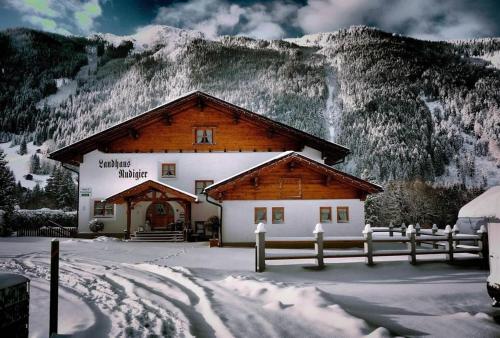 Landhaus Rudigier - Accommodation - St Gallenkirch