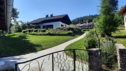 Kert, Belle Air Lodge in Mönichkirchen