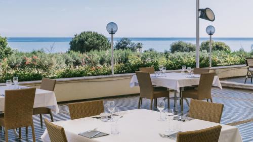 Restaurant, MClub Alicudi in Sovareto