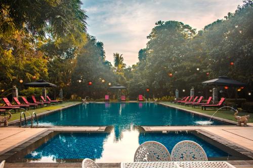 Swimmingpool, The Heritage Hotel in Anuradhapura