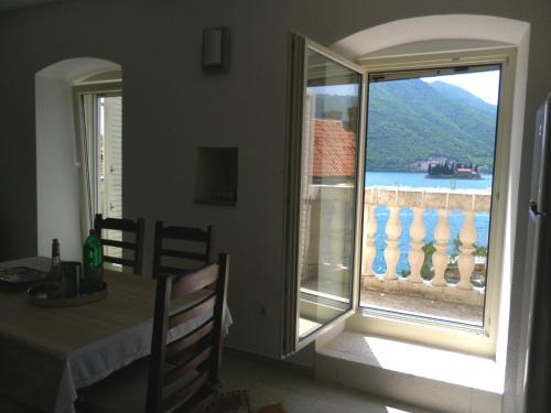 Facilities, Apartments David in Perast