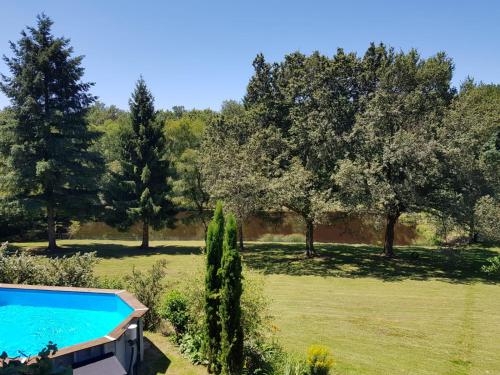 Les Deux Lacs - Stunning Gite, with private swimming pool and 2.75 acre fishing lake