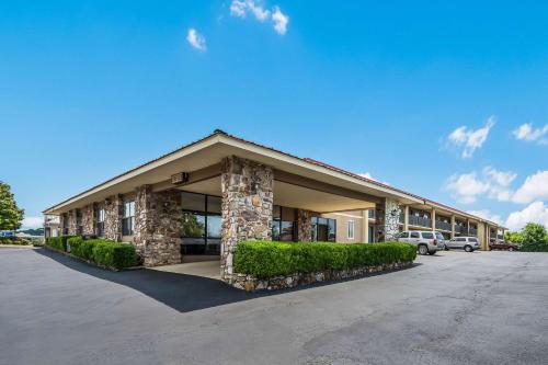 Quality Inn & Suites Hot Springs-Lake Hamilton, Hot Springs