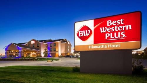 Best Western Plus Hiawatha Hotel