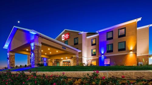 Best Western Plus Hiawatha Hotel