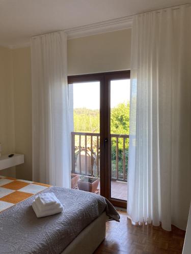 Casa do Tavares in ซานตาครูซ ดา ตราปา