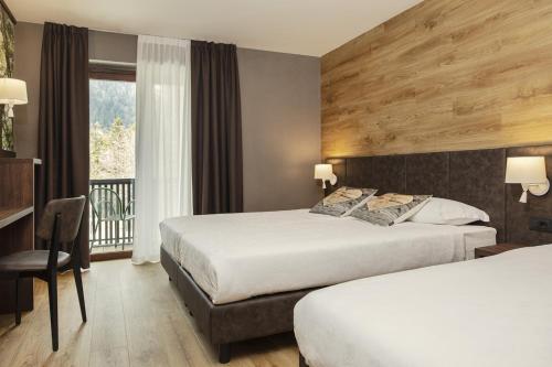 Hotel Canin 3
