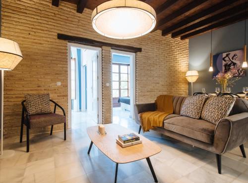 Suites Triana Sevilla Apartments