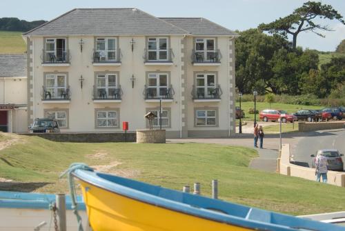 Albion Hotel - Isle of Wight - image 3