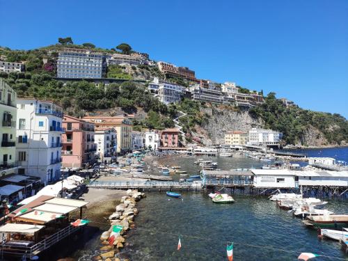 Marina Grande Inn – Sorrento, CO