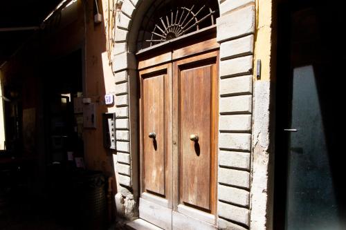 Arco Antico in Pisa historical center