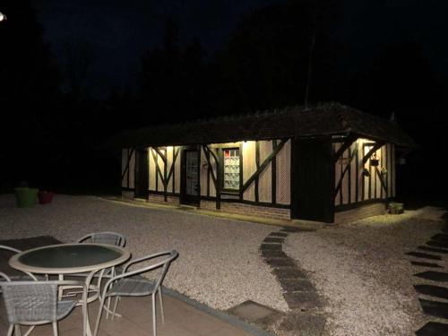 外部景觀, Maison charmante à Souvigny-en-Sologne avec jardin (Maison charmante a Souvigny-en-Sologne avec jardin) in 拉莫特博弗隆