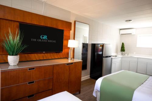 Goldston's Beach at The Grand Regal