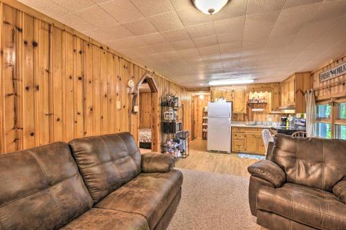 Rustic Lower-Level Apt - 6 Mi to Franklin! - image 3