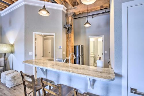 Modern Grand Haven Condo - Steps to Downtown! in Grand Haven, USA
