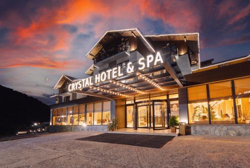 Crystal Hotel & SPA - Bakuriani