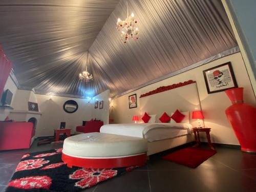 Eden Lodges & Spa -Boutique Hôtel de Luxe Room Type - La Warhol LODGE