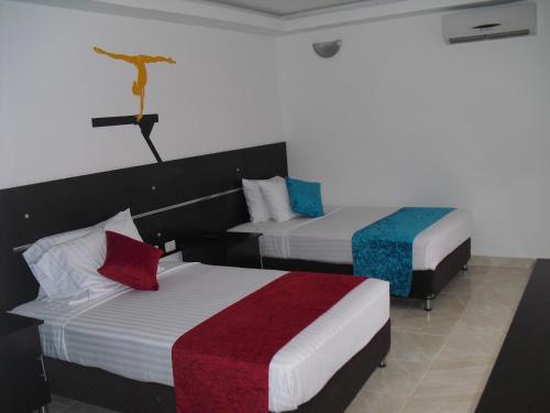 AW Hotel Sport - image 2