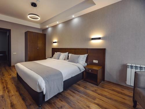 1 king bed