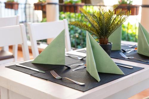 Létesítmények, Puerta de la Luna in Cordoba Városközpont