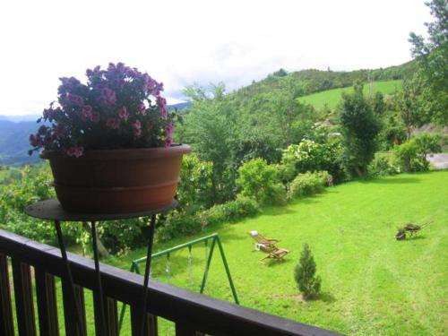 One bedroom appartement with furnished garden at Ardanue