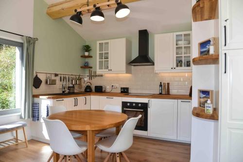 keuken, The Restoration Place Pyrenees in Roquefixade