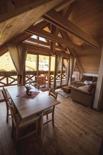 陽台/露台, Roubenka Valachy in 卡羅連卡