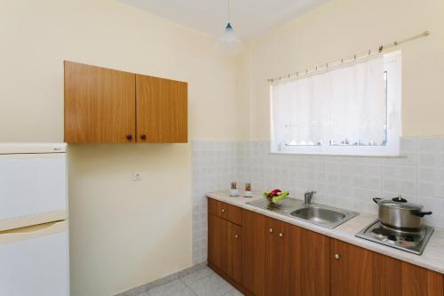 Hotel Loula Rooms and Apartments - image 13