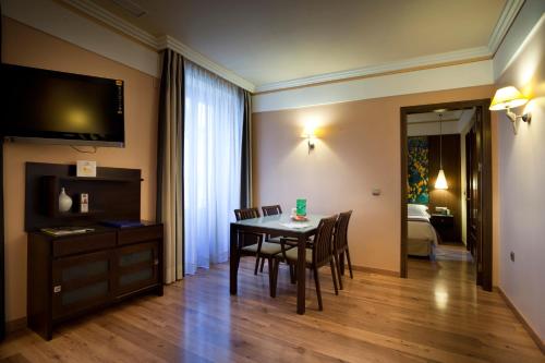 Suites Gran Vía 44 - image 3