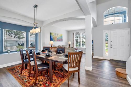 HUGE and Modern Home only 12 Miles from Disney! #6AV338 - image 7