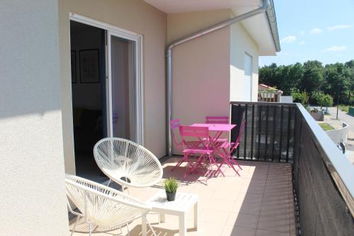 Balkons/terase, Appartement NEUF T2 tout confort avec grande Terrasse in Saint-Jean-de-Niost (Rhone-Alpes)