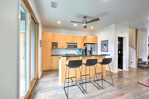 Modern Chattanooga Retreat with Rooftop Deck and Yard! - image 7