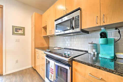 Modern Chattanooga Retreat with Rooftop Deck and Yard! - image 9