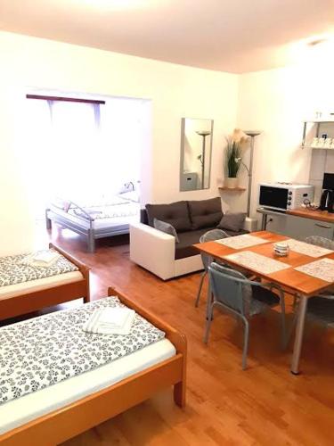 Guest House Mara