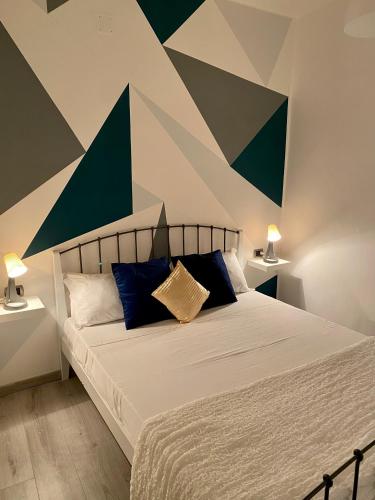 Figurari Home Napoli, Naples