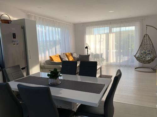 Viktoria House in Balvanyos