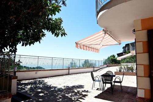 One-Bedroom Apartment with Terrace