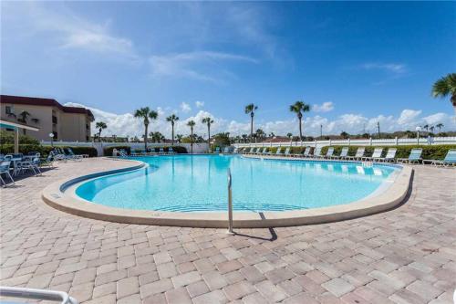 Ocean & Racquet 4306 2 BRs Pool Wifi Sleeps 4 - image 31