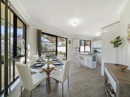 Escape to Janeli by Experience Jervis Bay - Greenfield Beach