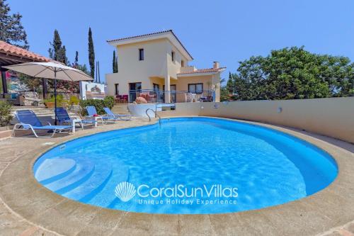 Large Pool Garden, Billiard, Peaceful Area, Near to the Sea, Coral Bay Paphos, Peja (zdjęcie 2)