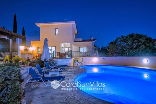 Large Pool Garden, Billiard, Peaceful Area, Near to the Sea, Coral Bay Paphos, Peja (zdjęcie 7)
