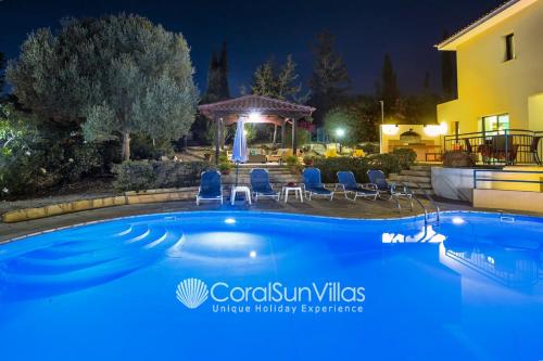 Large Pool Garden, Billiard, Peaceful Area, Near to the Sea, Coral Bay Paphos, Peja (zdjęcie 8)