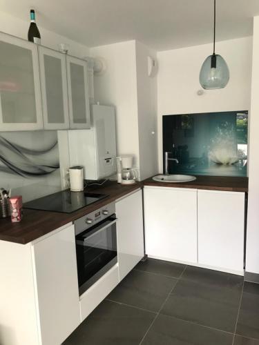 Kitchen, Appartement a Nice near Jardin des Arènes de Cimiez