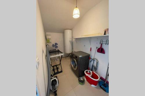 Superbe appartement avec 2 Chambres - 9 Personnes - Parking Privé (Superbe appartement avec 2 Chambres - 9 Personnes - Parking Prive) in Tain-l'Hermitage